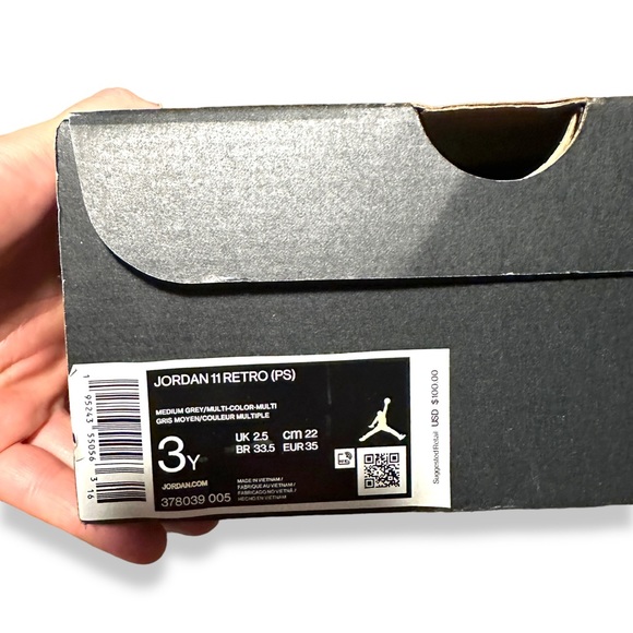 Jordan 11 Retro 3Y Cool Grey - Picture 3 of 12